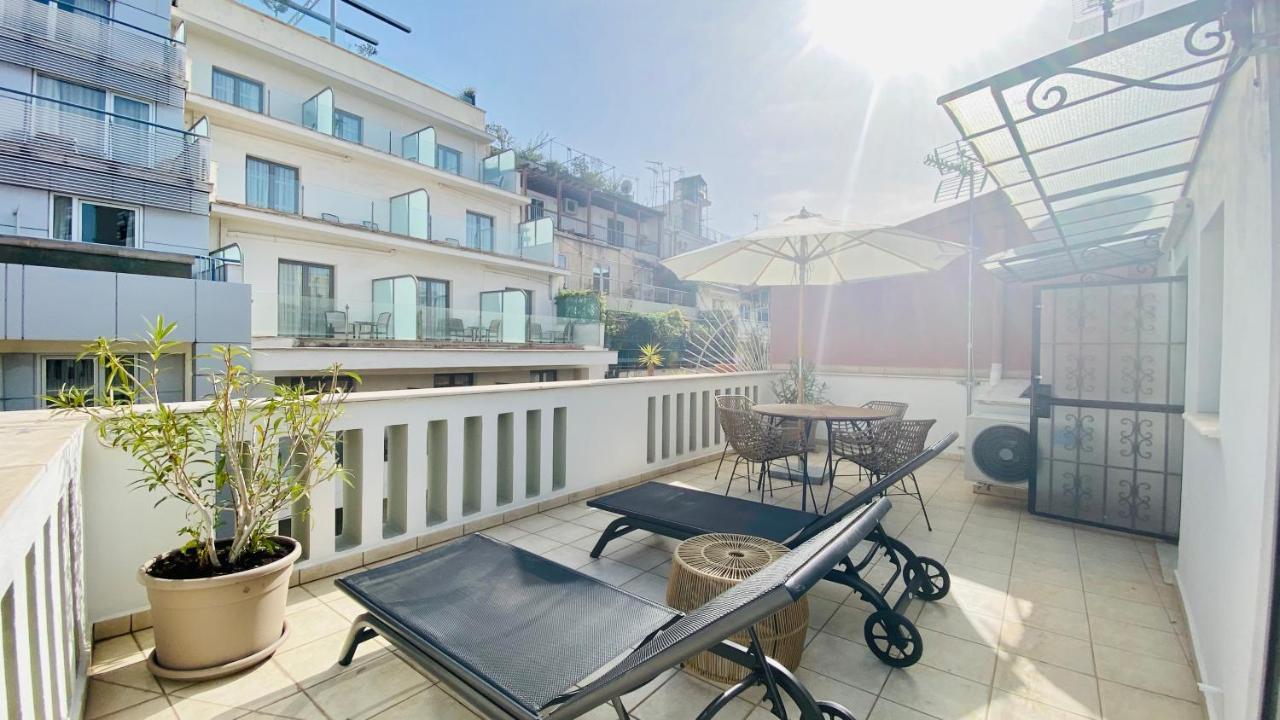 Central Syntagma Square Studio In Athens - Shell Екстериор снимка