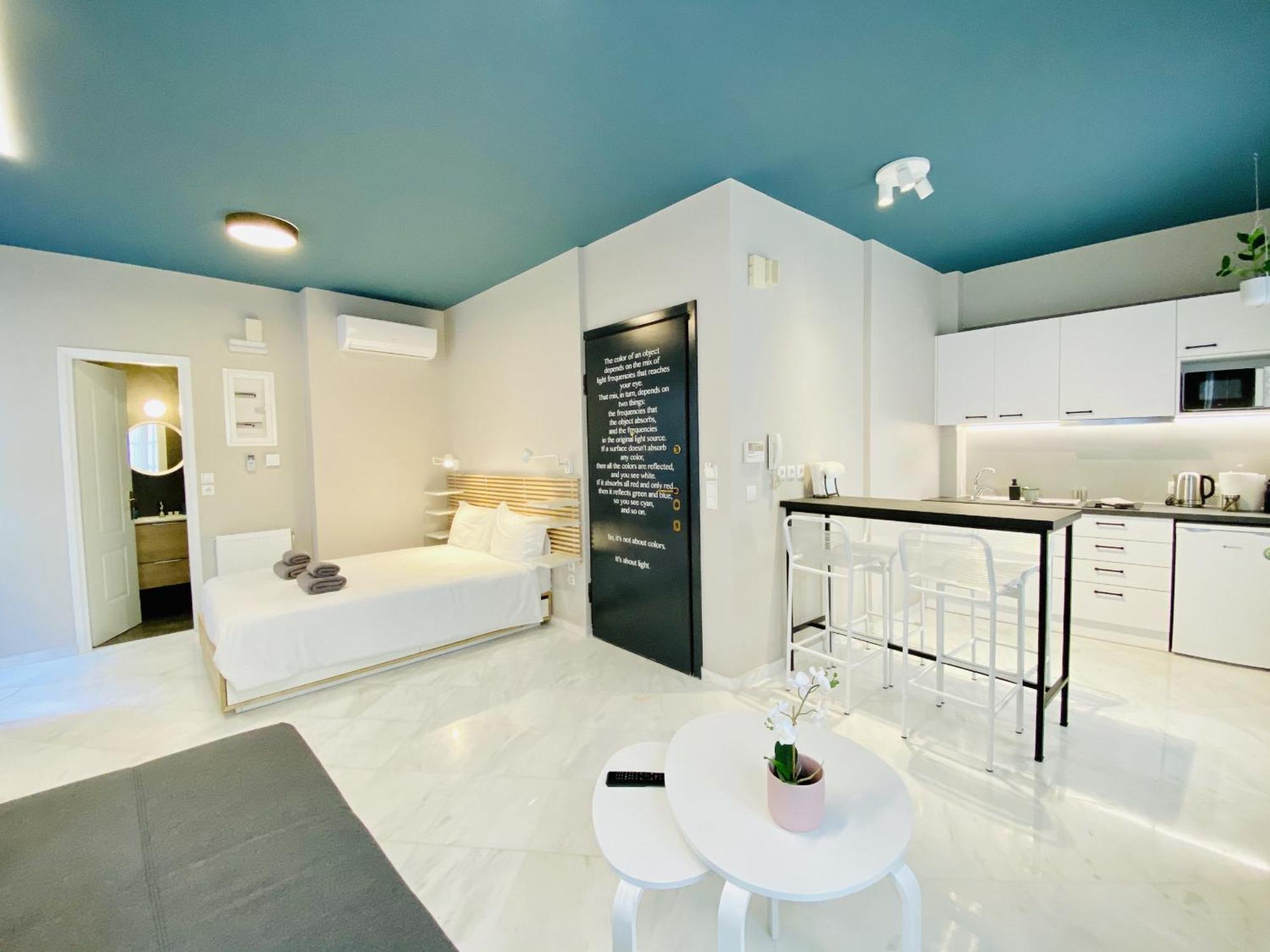 Central Syntagma Square Studio In Athens - Shell Екстериор снимка