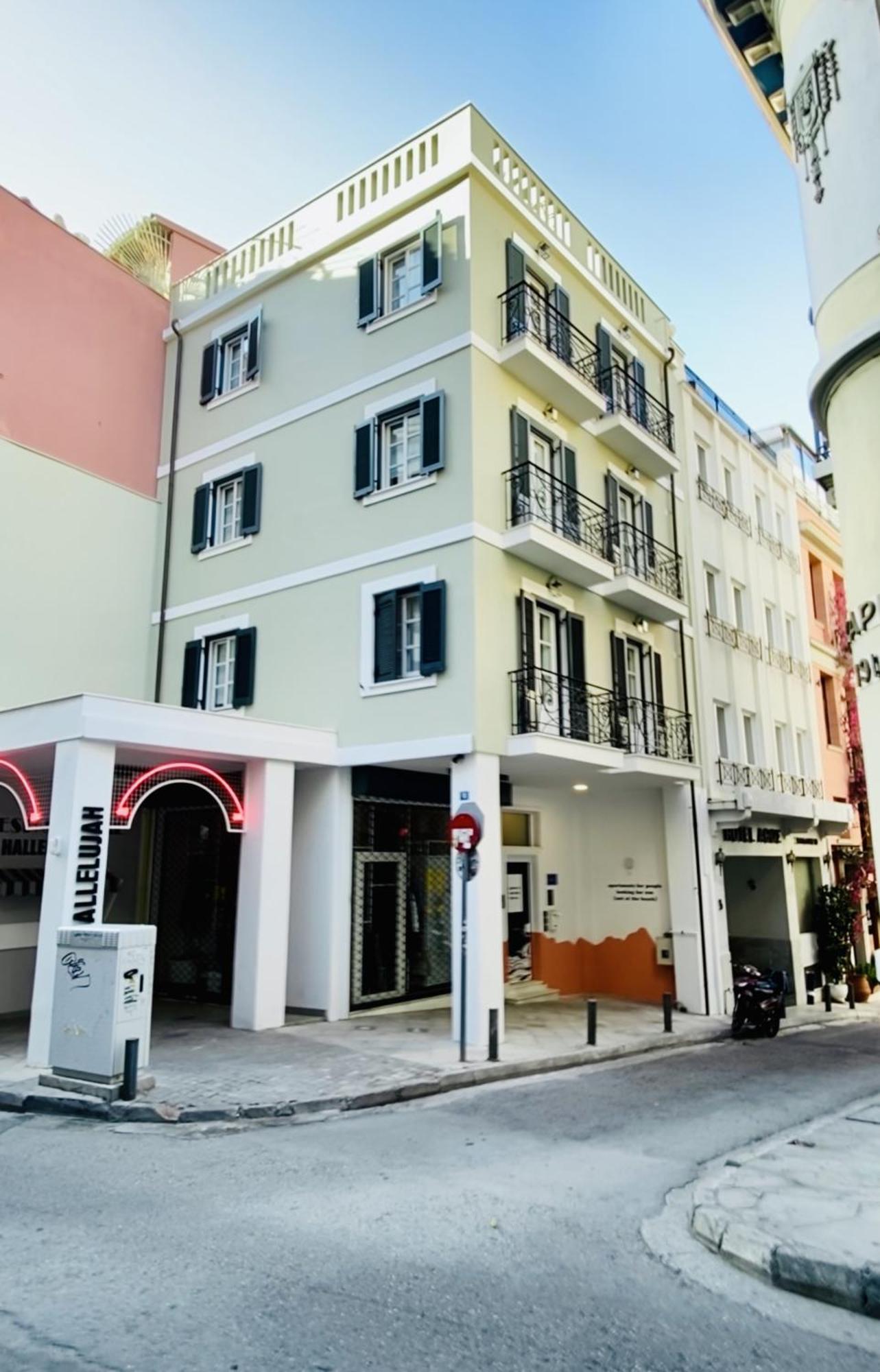 Central Syntagma Square Studio In Athens - Shell Екстериор снимка