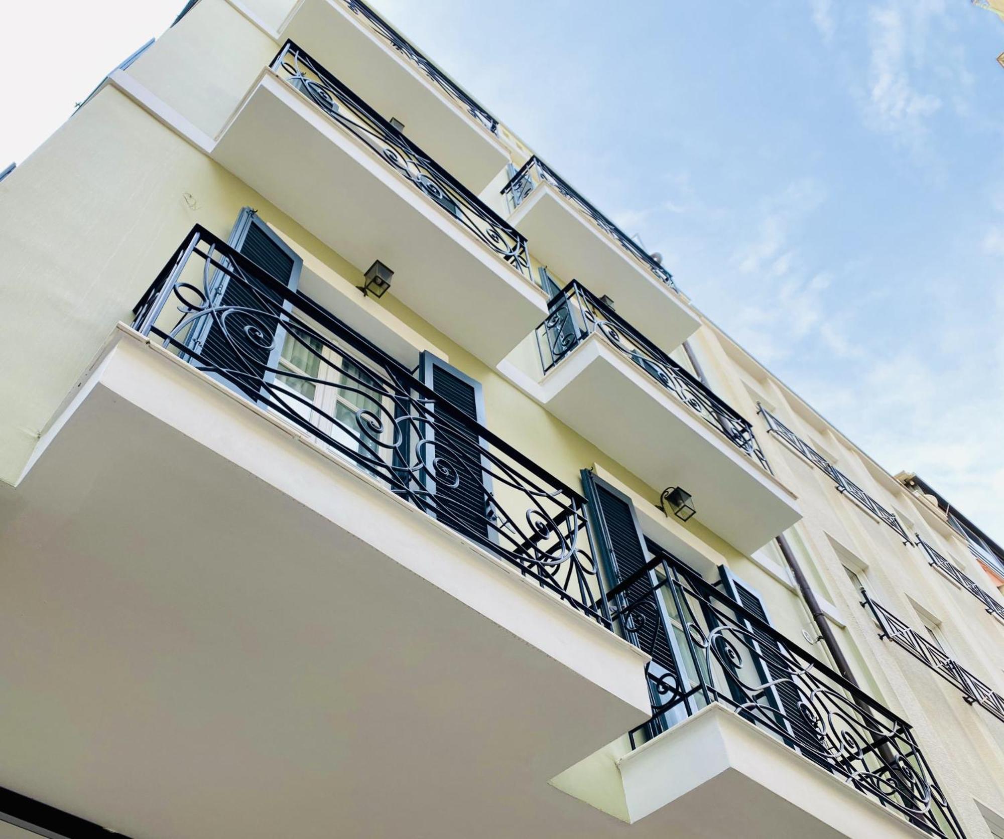 Central Syntagma Square Studio In Athens - Shell Екстериор снимка