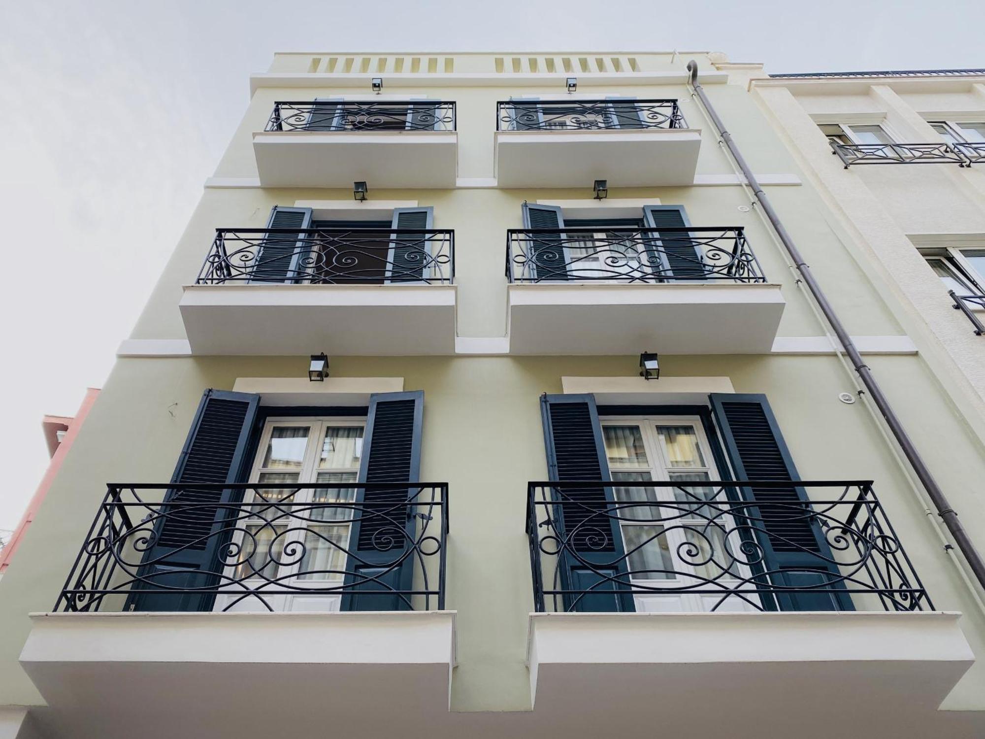 Central Syntagma Square Studio In Athens - Shell Екстериор снимка